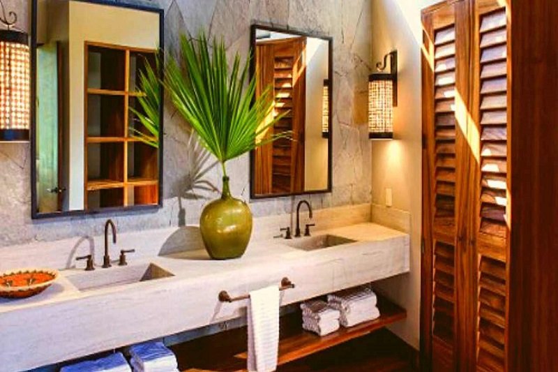 Tree House Sayulita Master bathroom