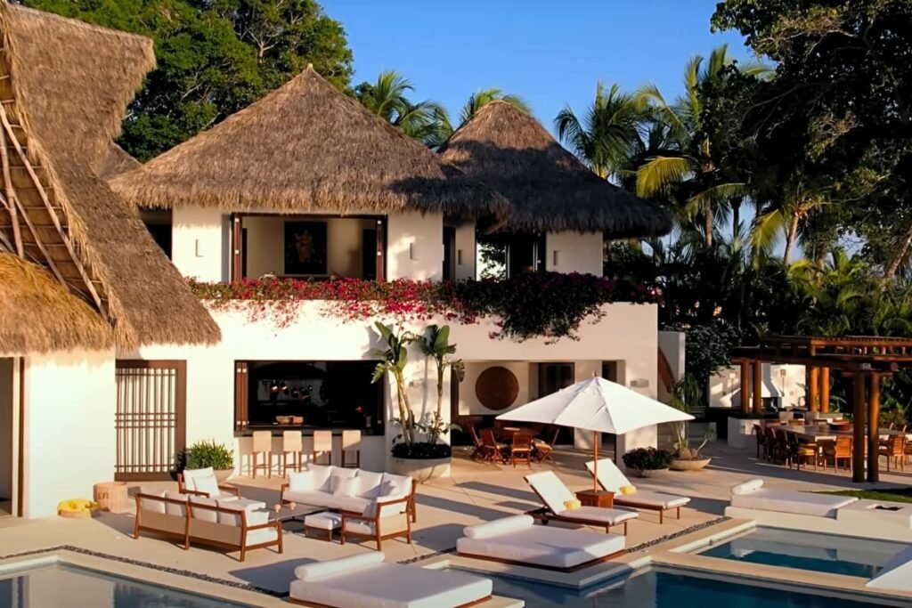 CASA FAMILIA PUNTA MITA