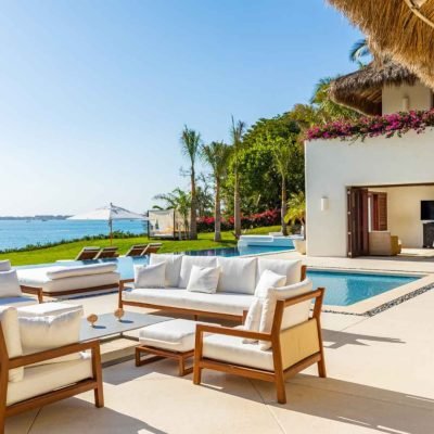 Casa Familia Punta Mita